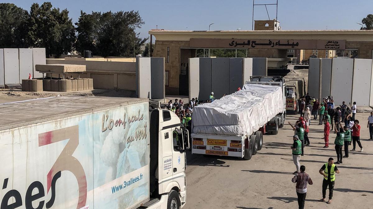 Entra en Gaza el primer equipo médico extranjero, que incluye cirujanos de guerra