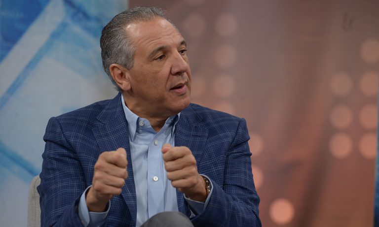 Tribunal envía solicitud para poner fin a la prisión de Peralta al juez de control