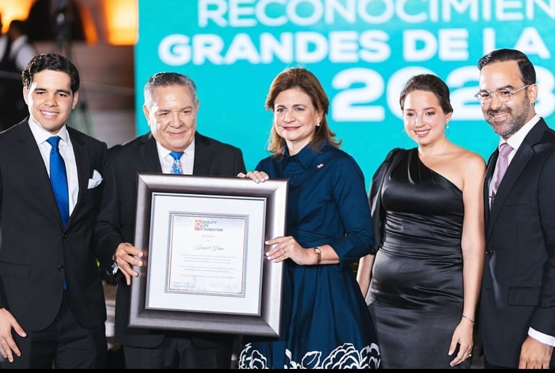 Vicepresidenta es reconocida por su gestión al frente del Gabinete de Salud