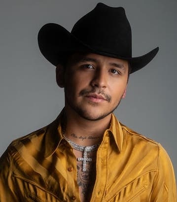 Christian Nodal: “Me gusta hacer música para que la gente no se sienta sola en el mundo»