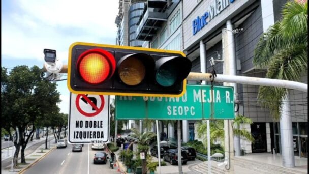Halladas nuevas irregularidades en licitación de red semafórica en el Gran Santo Domingo