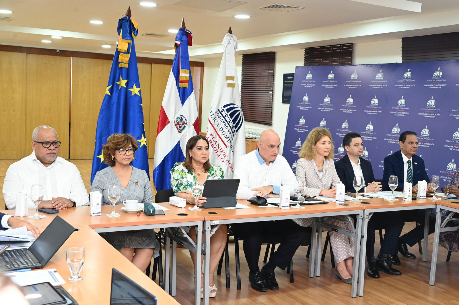 Ministerio de la Mujer afirma que 69,67% de las mujeres conocen canales de acceso para evitar la violencia