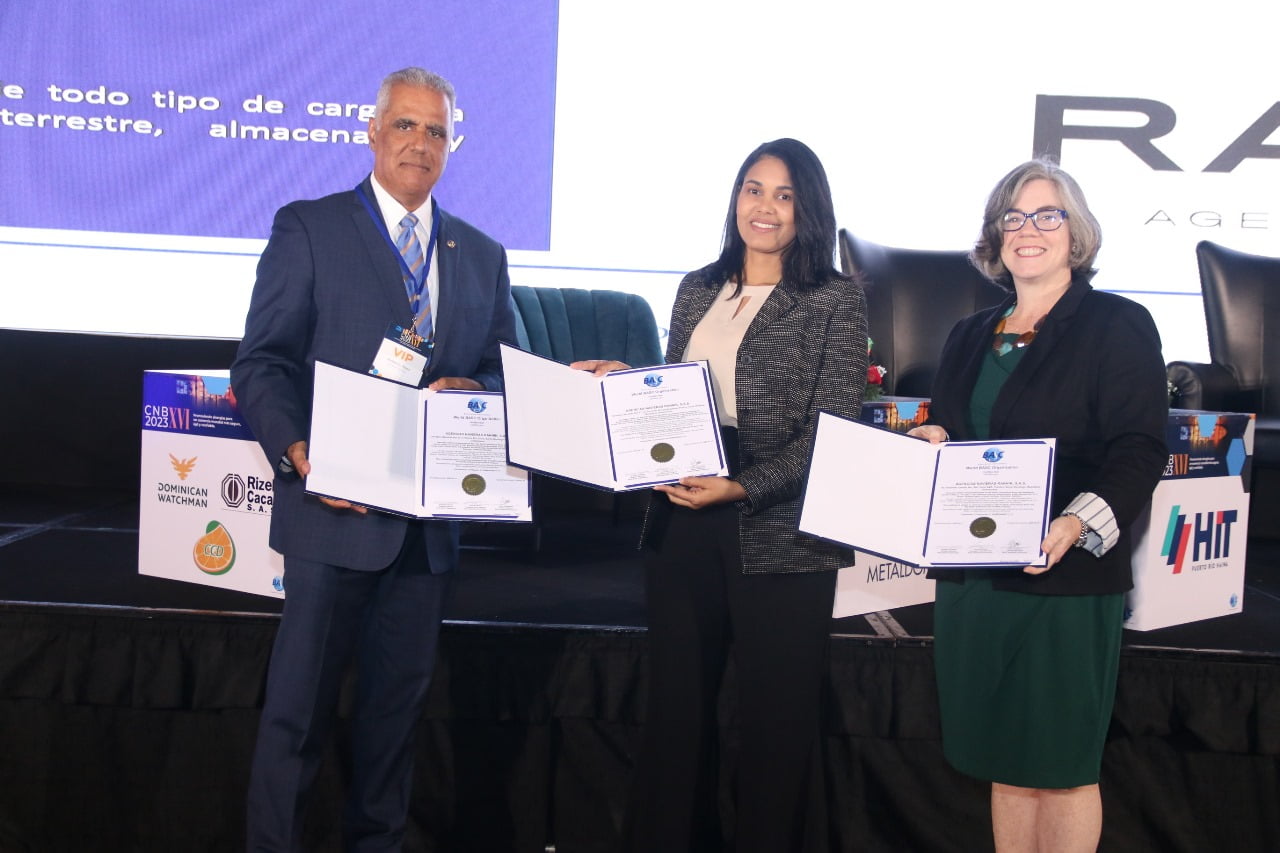 Presidente BASC-RD aboga por una alianza para enfrentar el comercio ilegal ilegal...