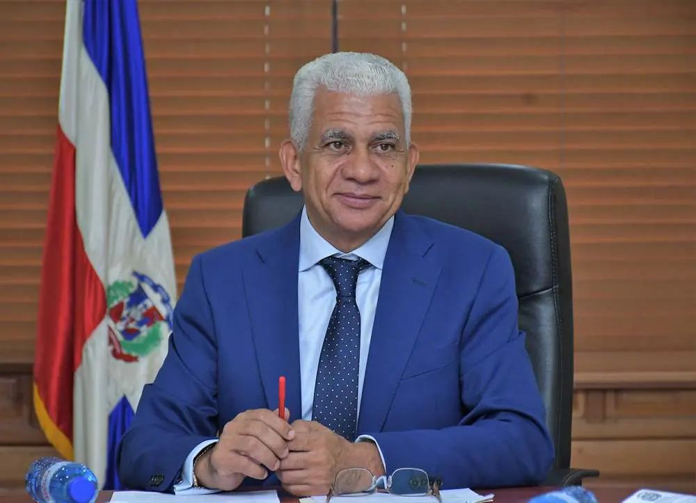 Presidente del Senado califica de positiva candidatura de la vicepresidenta Raquel Peña