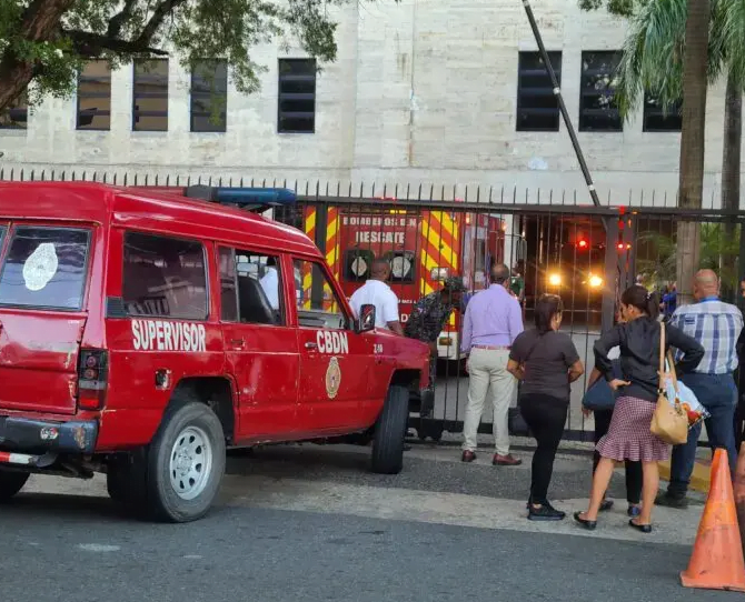 Se produce un incendio en el Ministerio de Educación