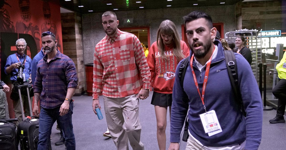 Travis Kelce evita preguntas sobre su relación con Taylor Swift