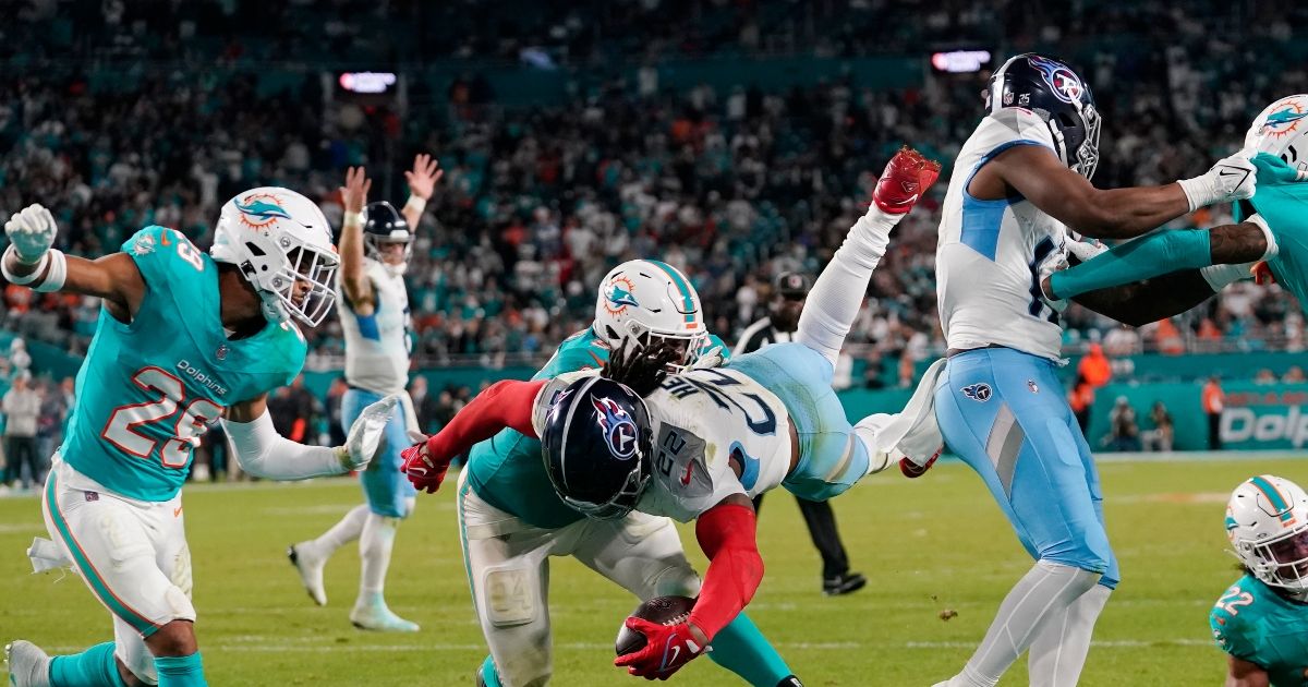Dolphins caen y pierden la cima de la AFC