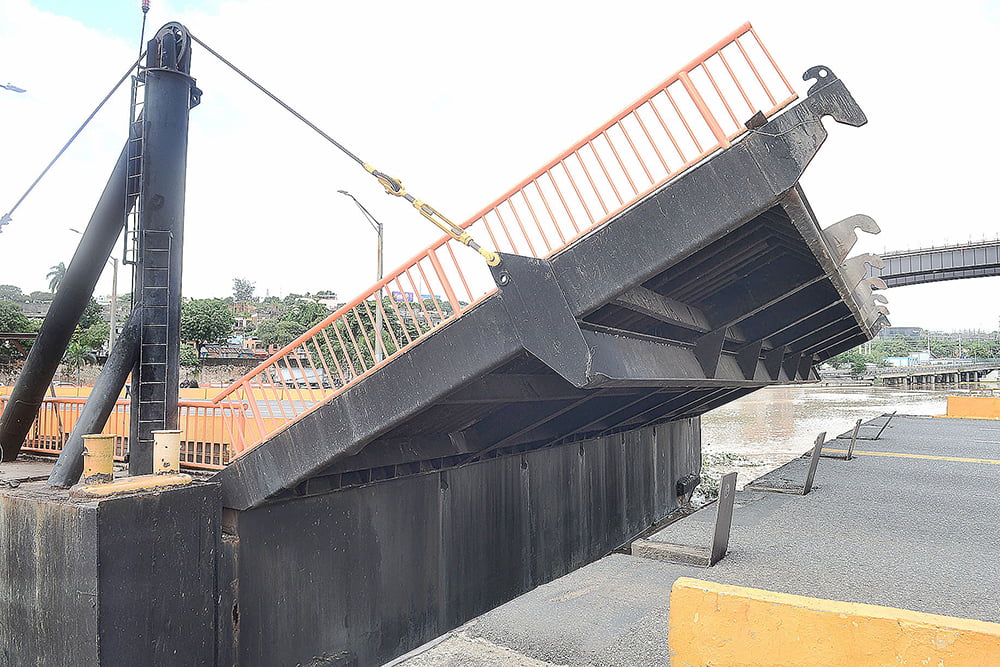 Falta de puentes ahoga el flujo vehicular del GSD