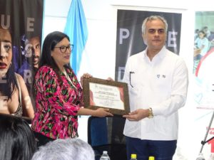 Gobierno ecuatoriano reconoce a embajador dominicano por su trabajo en la lucha contra la explotación sexual Gobierno ecuatoriano reconoce a embajador dominicano por su trabajo en la lucha contra la explotación sexual