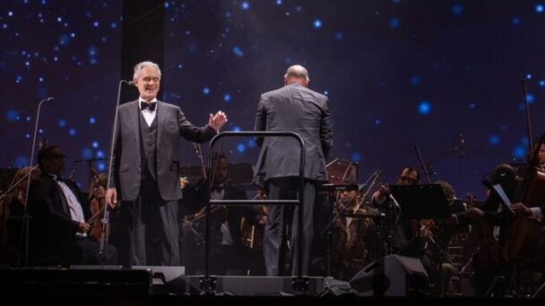 Andrea Bocelli deslumbra en noche de ensueño en RD
