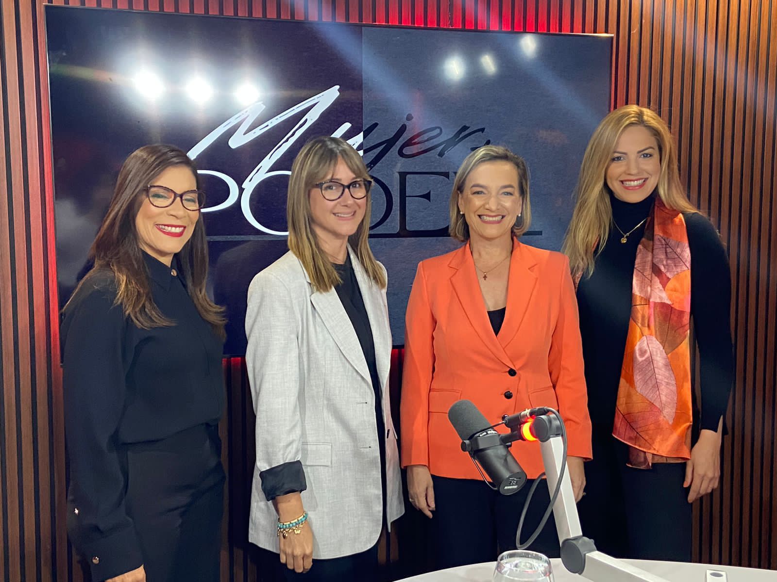 Multimedios TRA presenta nueva propuesta, “Mujer y Poder” Multimedios TRA presenta nueva propuesta, “Mujer y Poder”