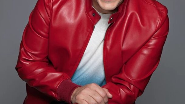 Rey Ruiz vuelve a la carga 30 años después de “No me acostumbro”