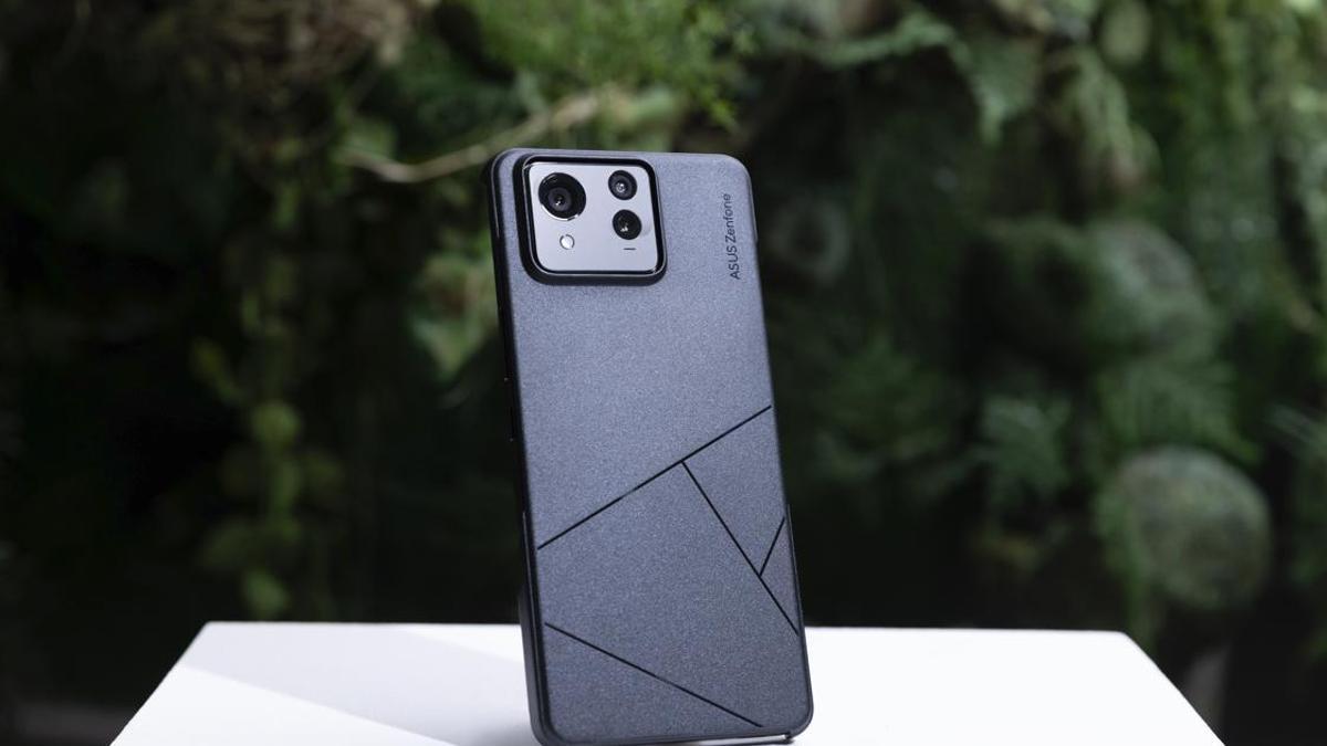 Asus presenta el Zenfone 11 Ultra potenciado con IA Asus presenta el Zenfone 11 Ultra potenciado con IA
