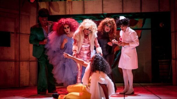 Bellas Artes yrae a Tartufo para celebrar el mes del teatro