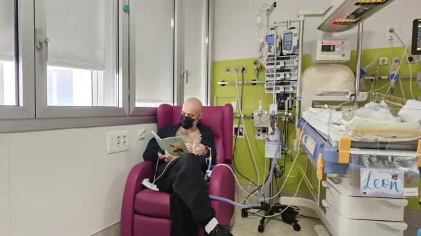 Leer cuentos a bebés prematuros puede mejorar su desarrollo cognitivo