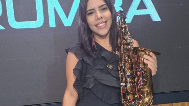Najazz, abogada y una sobresaliente saxo