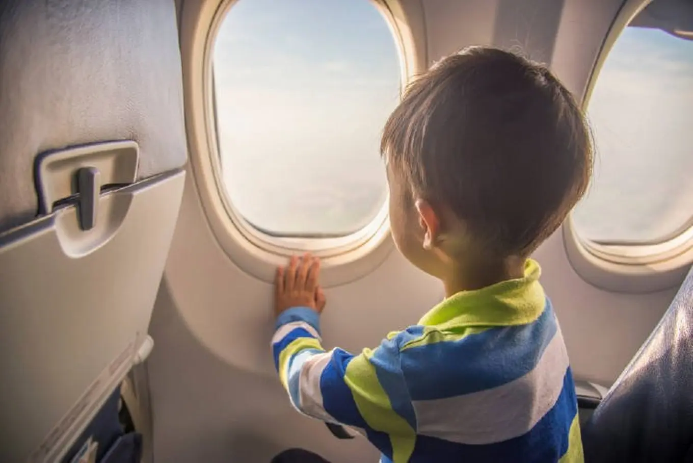 Consejos para viajar en avión con niños autistas Consejos para viajar en avión con niños autistas