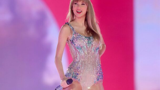 El nuevo disco de Taylor Swift llega al top Billboard y solo The Beatles supera su récord