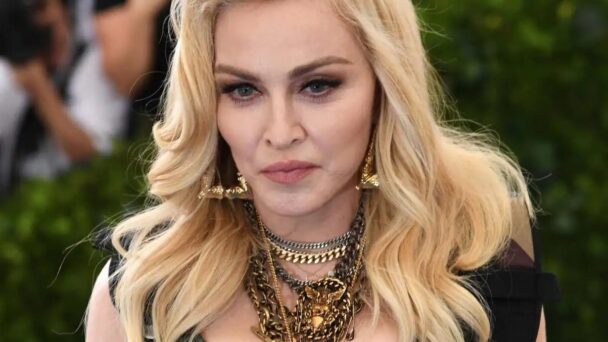 Madonna rinde tributo a sus amigos fallecidos