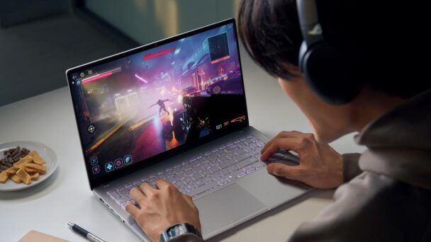 Llega el Asus Vivobook S 15, un PC Copilot+ con potente IA