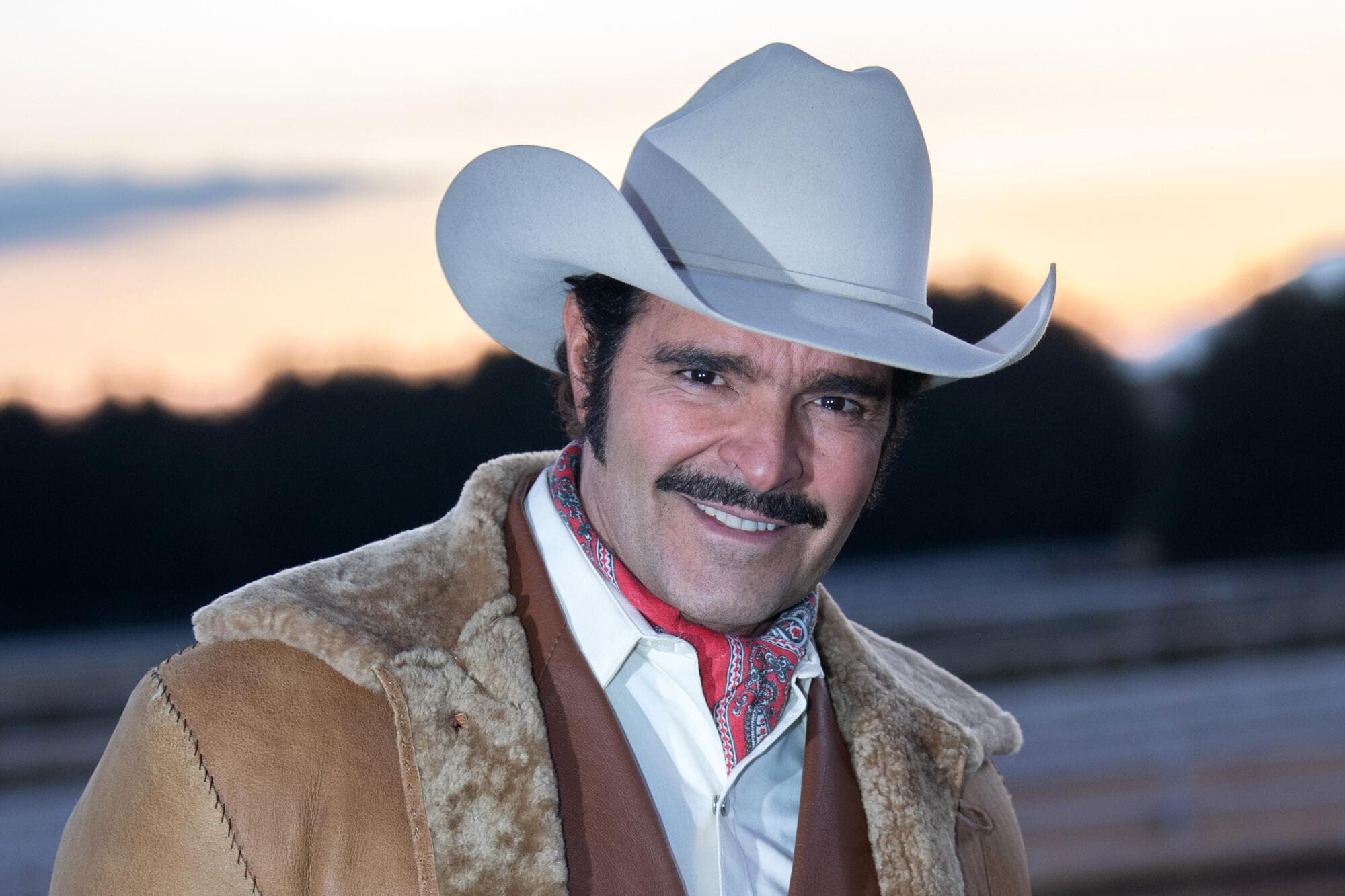 Pablo Montero le cantará a las madres en Santiago Pablo Montero le cantará a las madres en Santiago