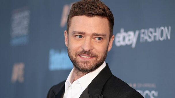 El cantante Justin Timberlake es arrestado por conducir bajo los efectos de las drogas