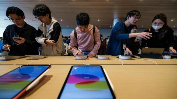 Meta y Apple discuten la integración de sus modelos de IA