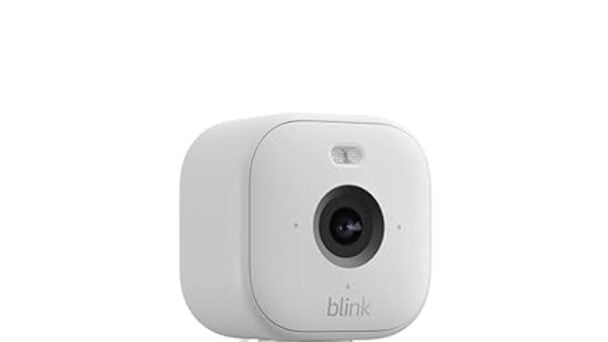Blink Mini 2, cámara compacta para interior y exterior con enchufe