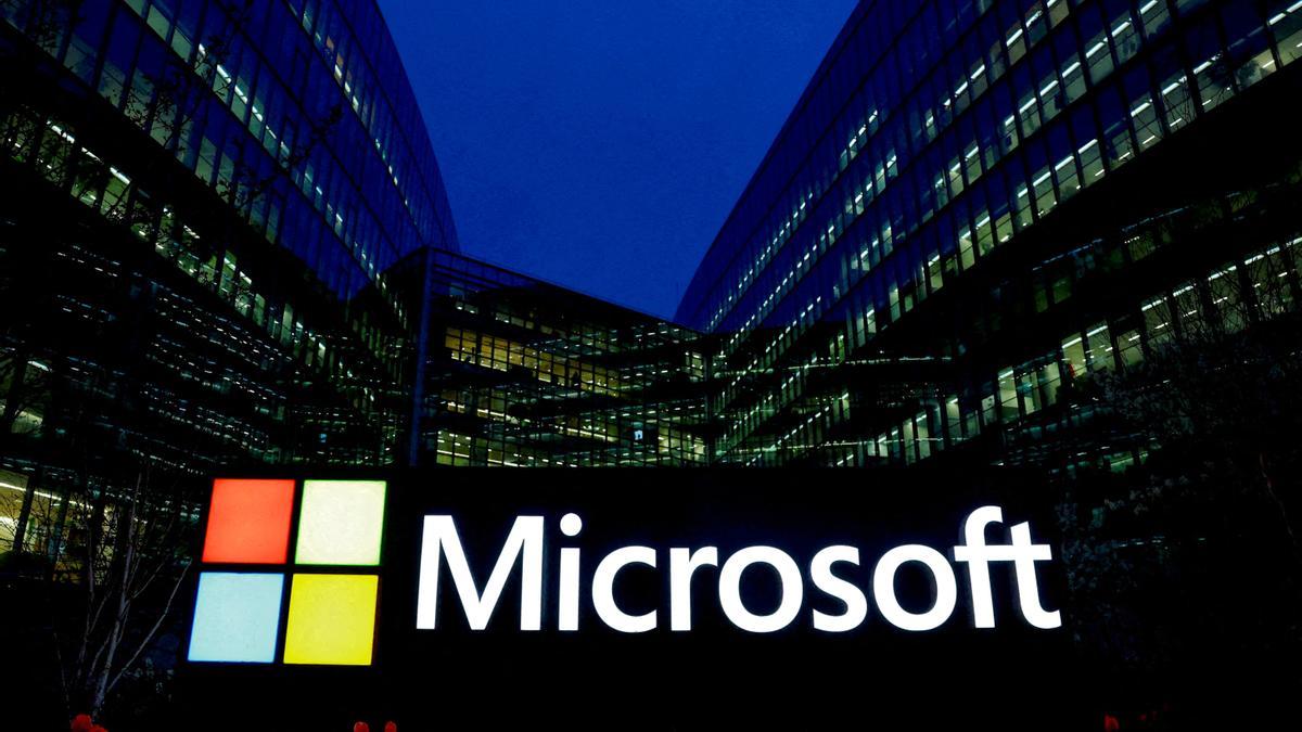 Los mejores memes de la caída de Microsoft