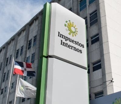 Consultora financiera identifica a médicos su mejor escenario en pago impuestos